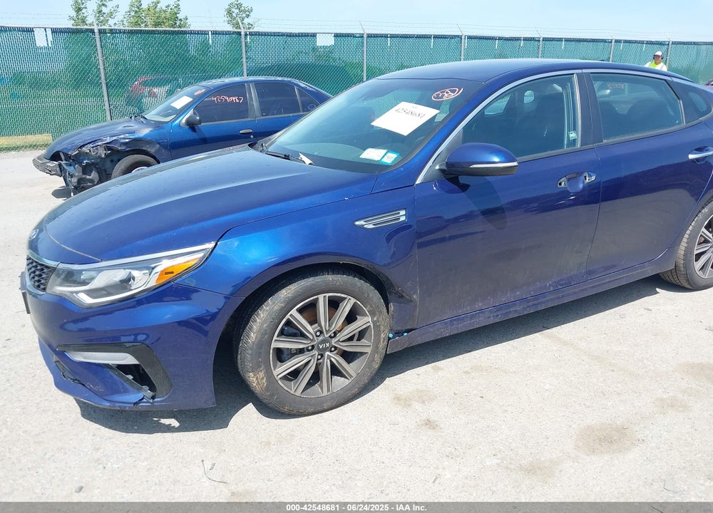 2019 KIA OPTIMA LX VIN: 5XXGT4L32KG360245