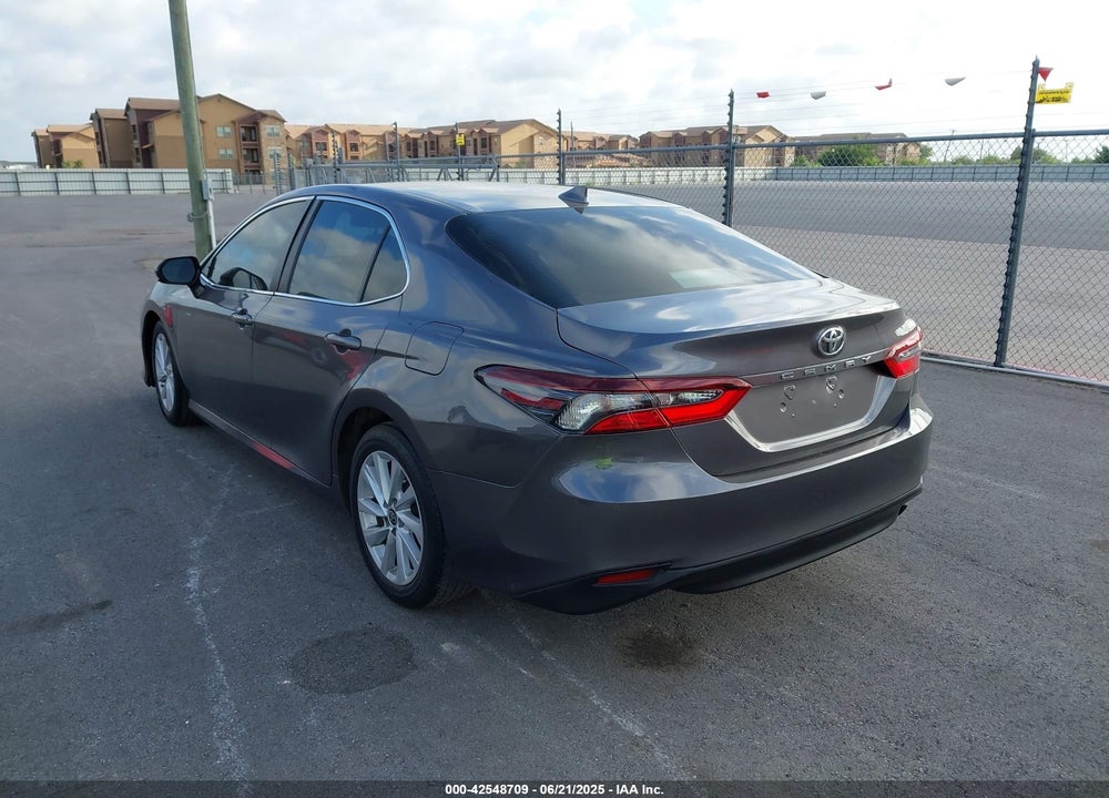 2022 TOYOTA CAMRY VIN: 4T1C11AK8NU055100