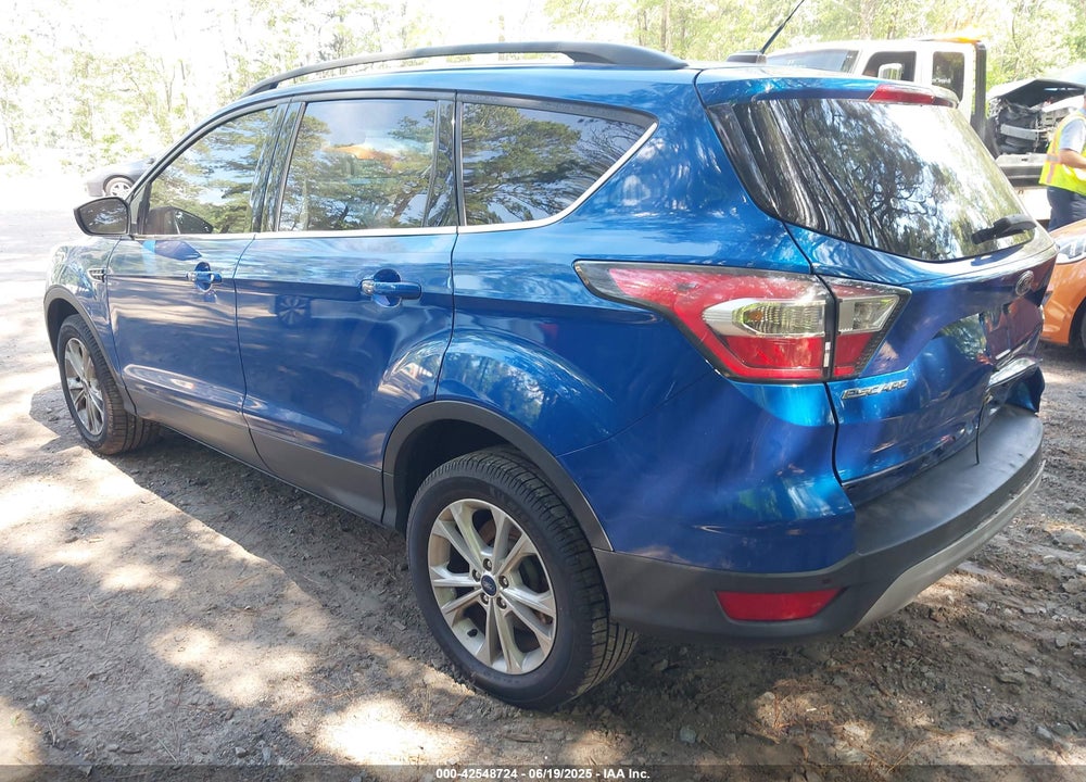 2017 FORD ESCAPE VIN: 1FMCU9GD3HUA59381