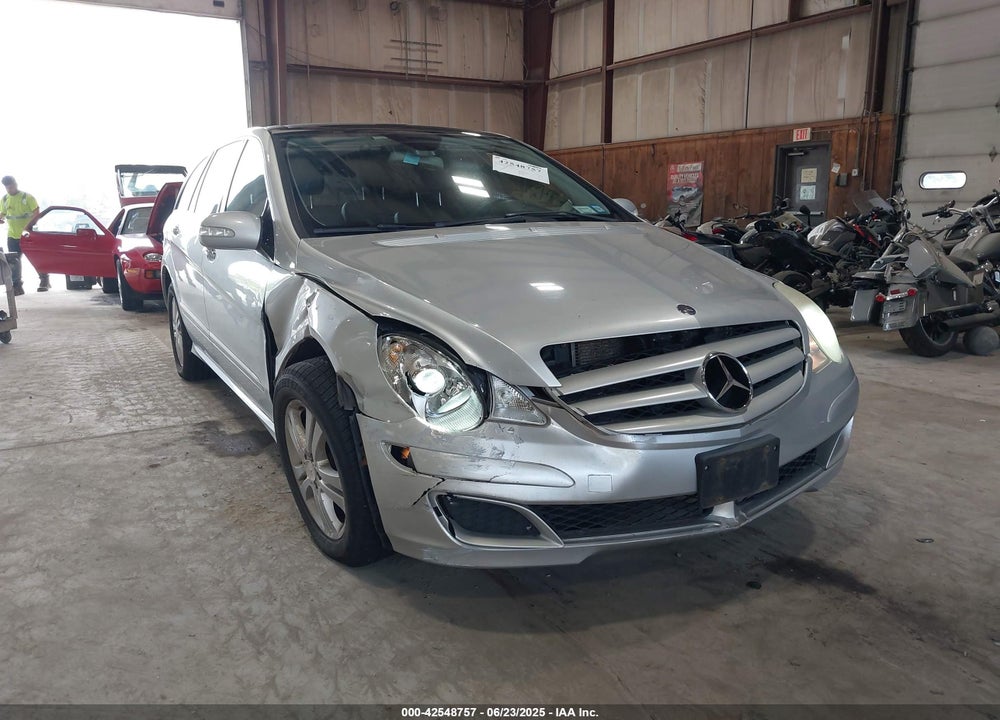 2006 MERCEDES-BENZ R 500 VIN: 4JGCB75E36A004479