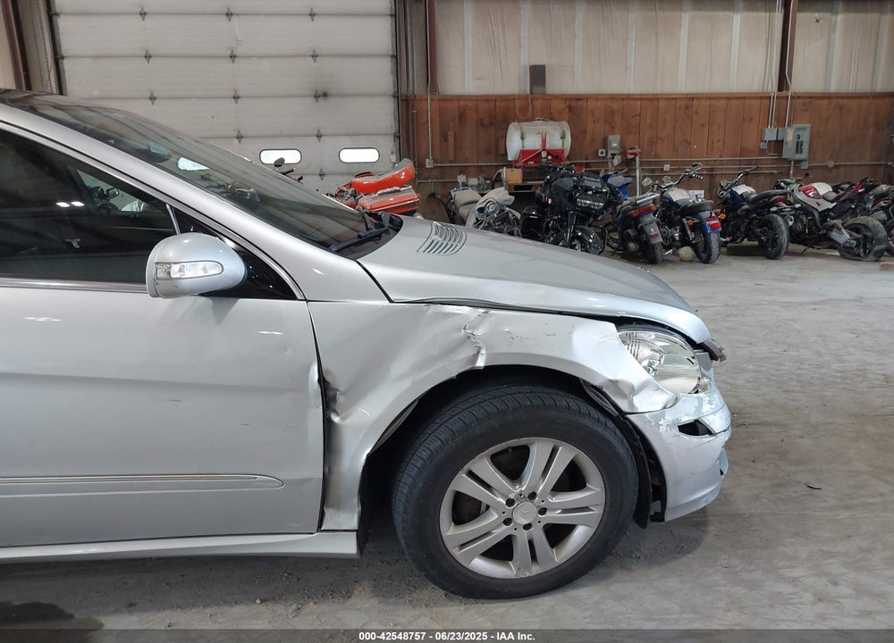 2006 MERCEDES-BENZ R 500 VIN: 4JGCB75E36A004479