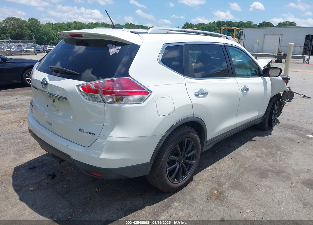 2015 NISSAN ROGUE SL VIN: 5N1AT2MV1FC847030
