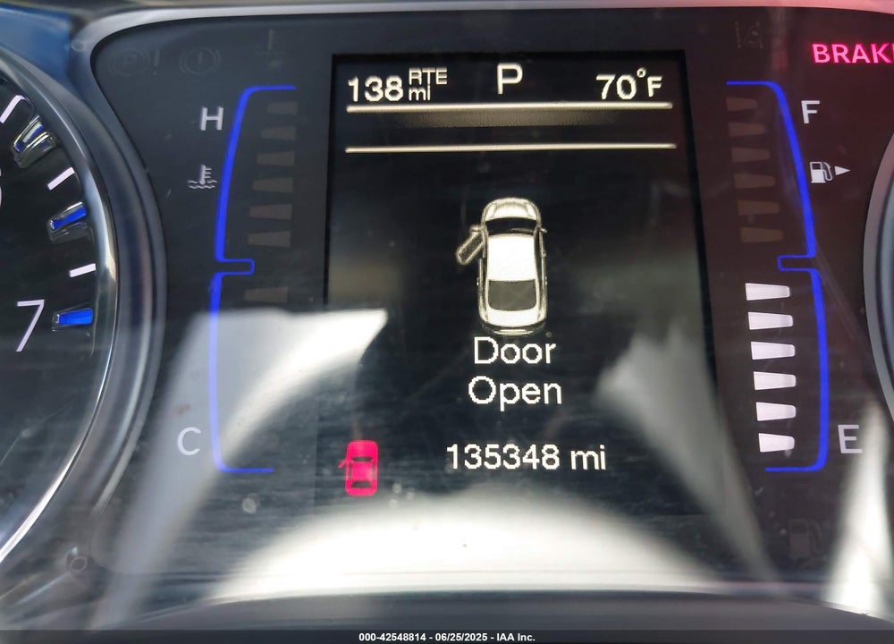 2016 CHRYSLER 200 LIMITED VIN: 1C3CCCAB5GN161113