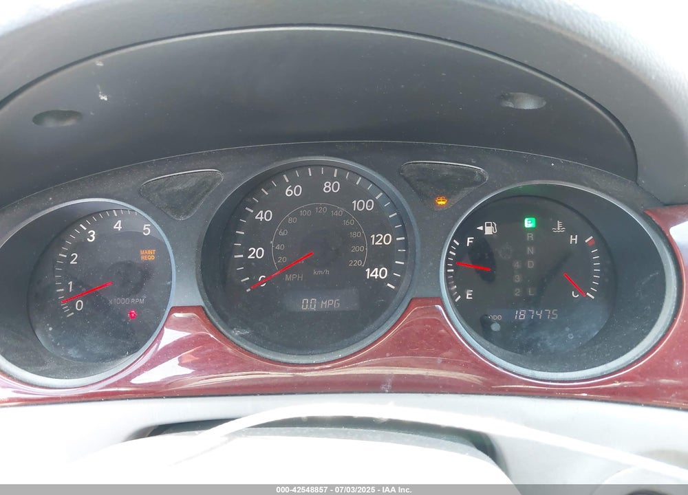 2004 LEXUS ES 330 VIN: JTHBA30G645006073