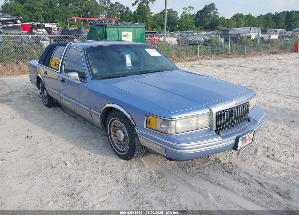 1994 LINCOLN TOWN CAR EXECUTIVE VIN: 1LNLM81W5RY745596