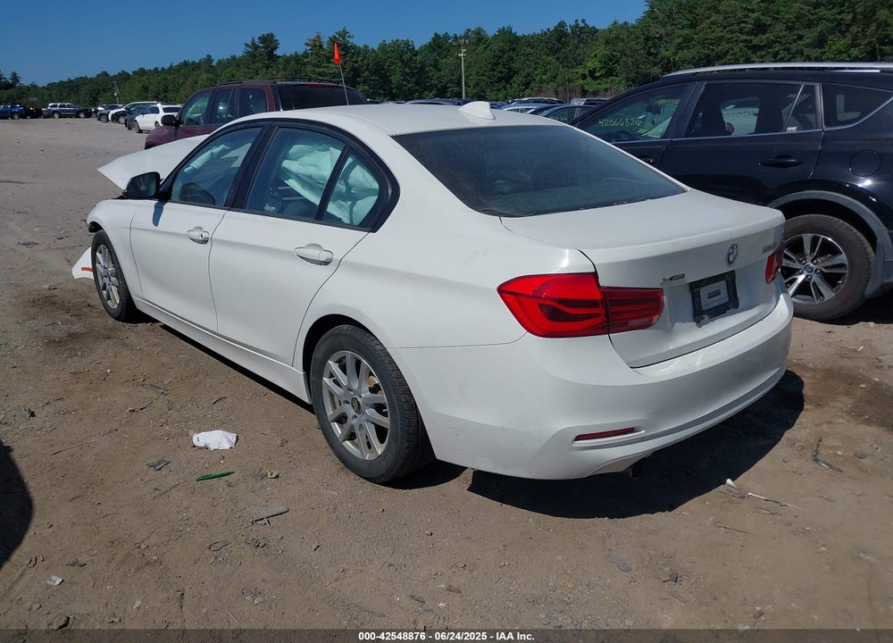 2016 BMW 3 SERIES VIN: WBA8E5G59GNT94515
