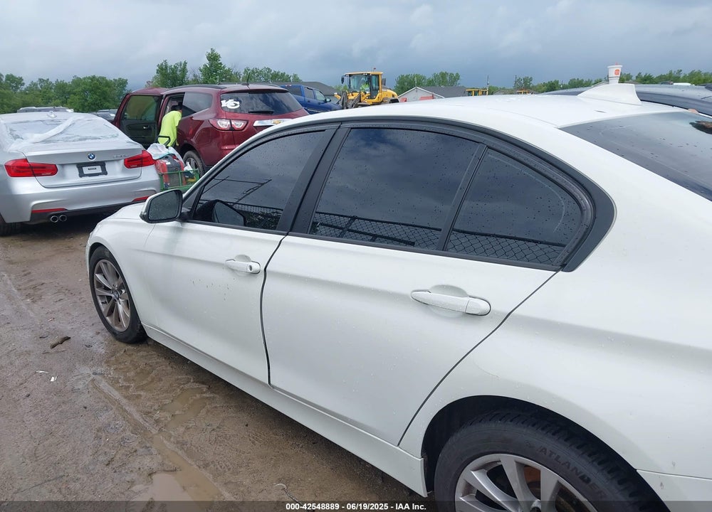 2018 BMW 3 SERIES VIN: WBA8E5G52JNV01959