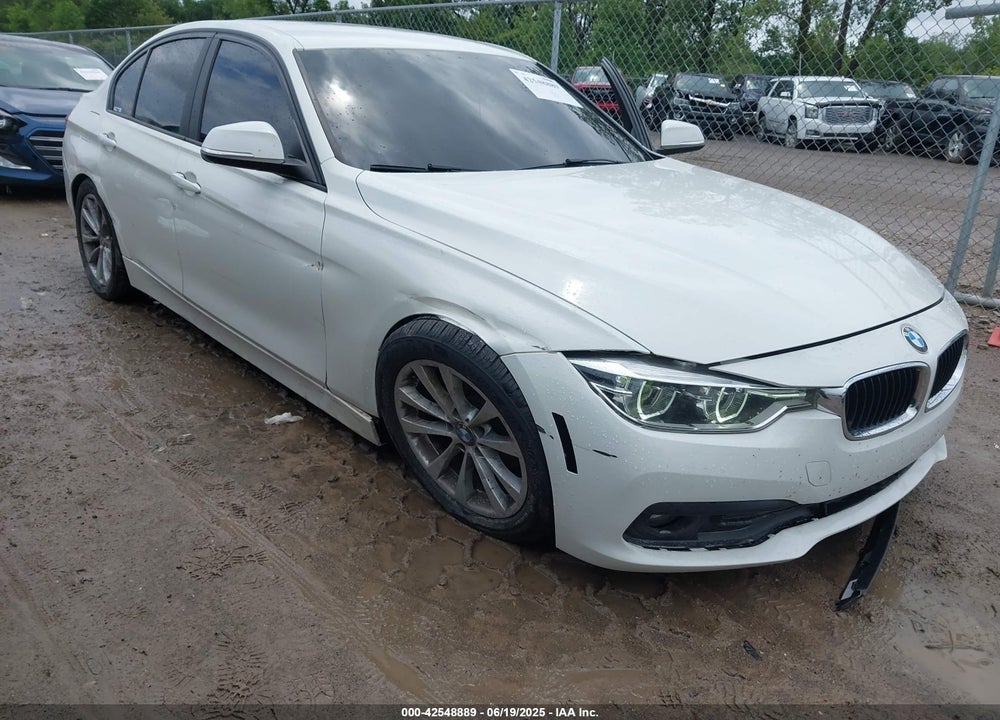 2018 BMW 3 SERIES VIN: WBA8E5G52JNV01959