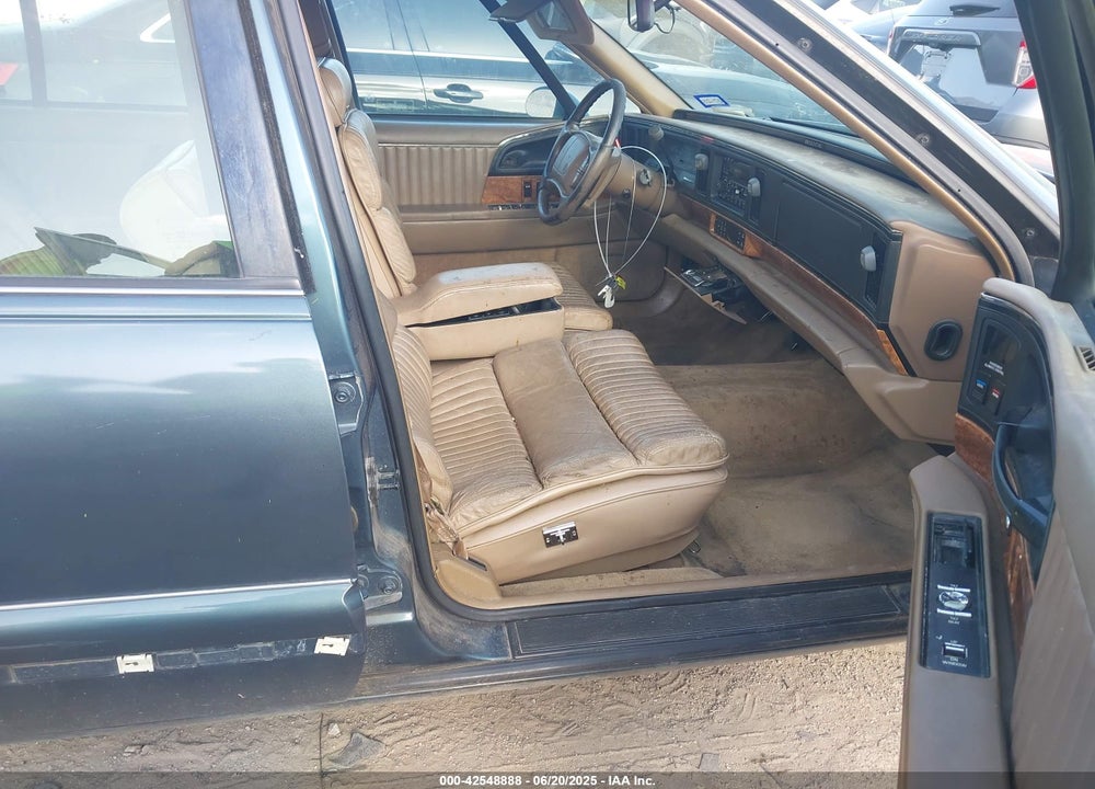 1995 BUICK PARK AVENUE VIN: 1G4CW52K2SH625491