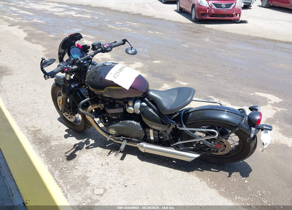 2024 TRIUMPH MOTORCYCLE BONNEVILLE BOBBER VIN: SMTD53HL8RTBT7464