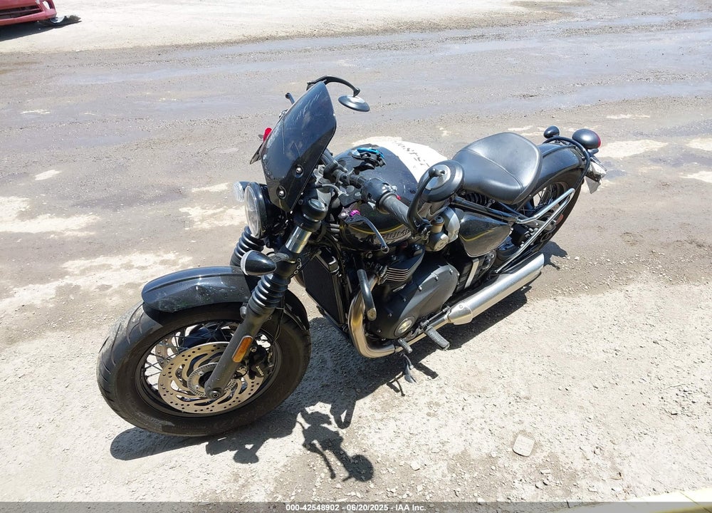 2024 TRIUMPH MOTORCYCLE BONNEVILLE BOBBER VIN: SMTD53HL8RTBT7464