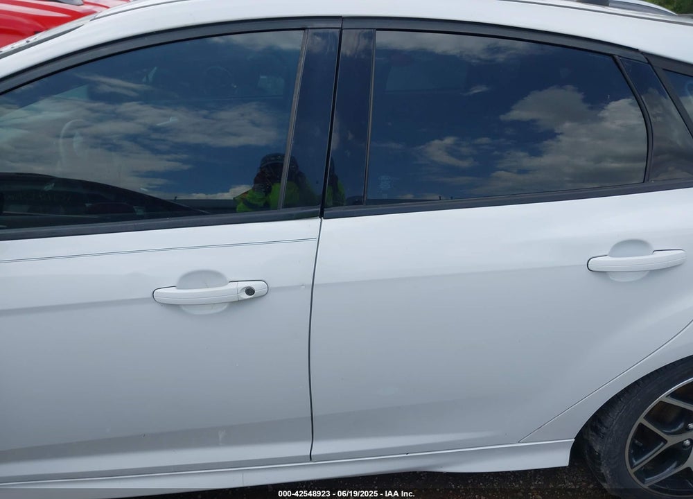 2015 FORD FOCUS VIN: 1FADP3K22FL378590