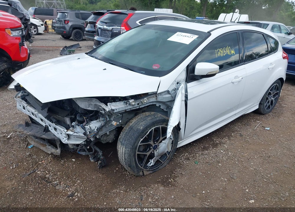 2015 FORD FOCUS VIN: 1FADP3K22FL378590