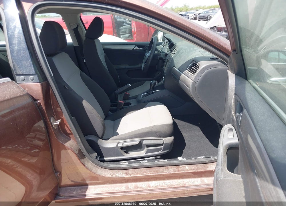 2017 VOLKSWAGEN JETTA VIN: 3VW2B7AJ2HM250980