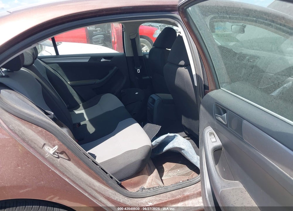 2017 VOLKSWAGEN JETTA VIN: 3VW2B7AJ2HM250980