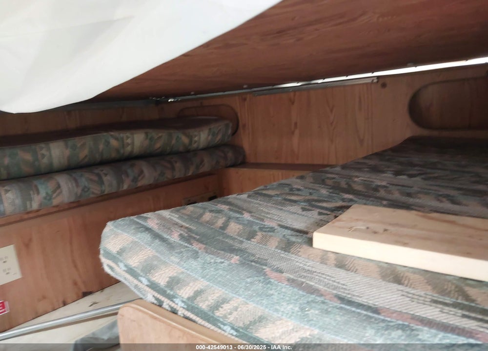 1991 JAYCO CAMPER VIN: 1UJAJ02H0M1AZ0063
