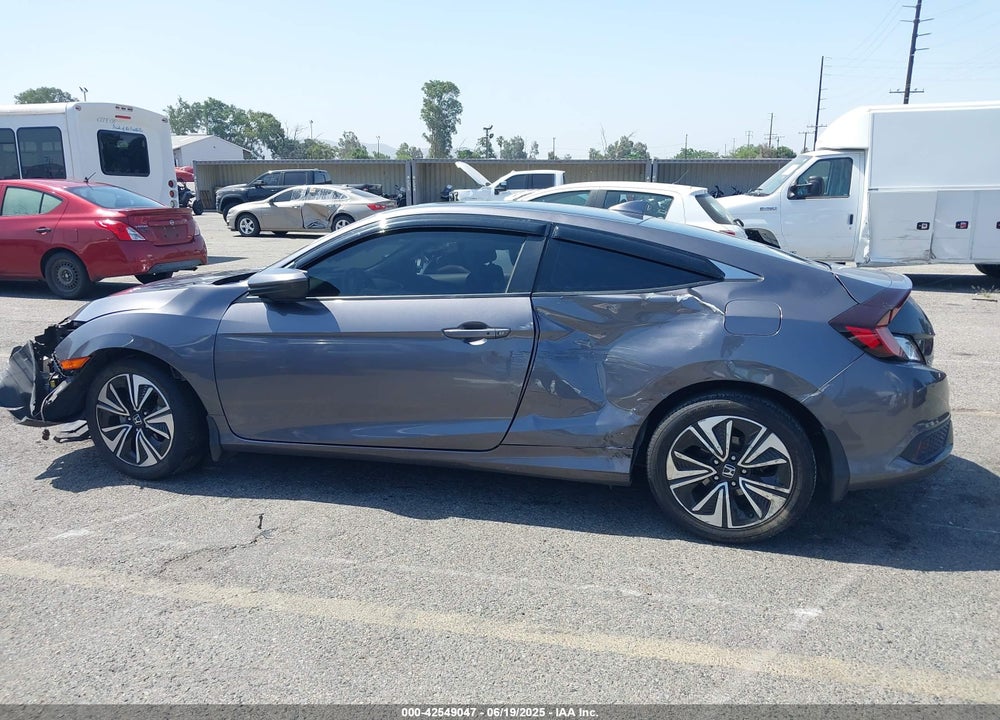 2018 HONDA CIVIC VIN: 2HGFC3B38JH355796