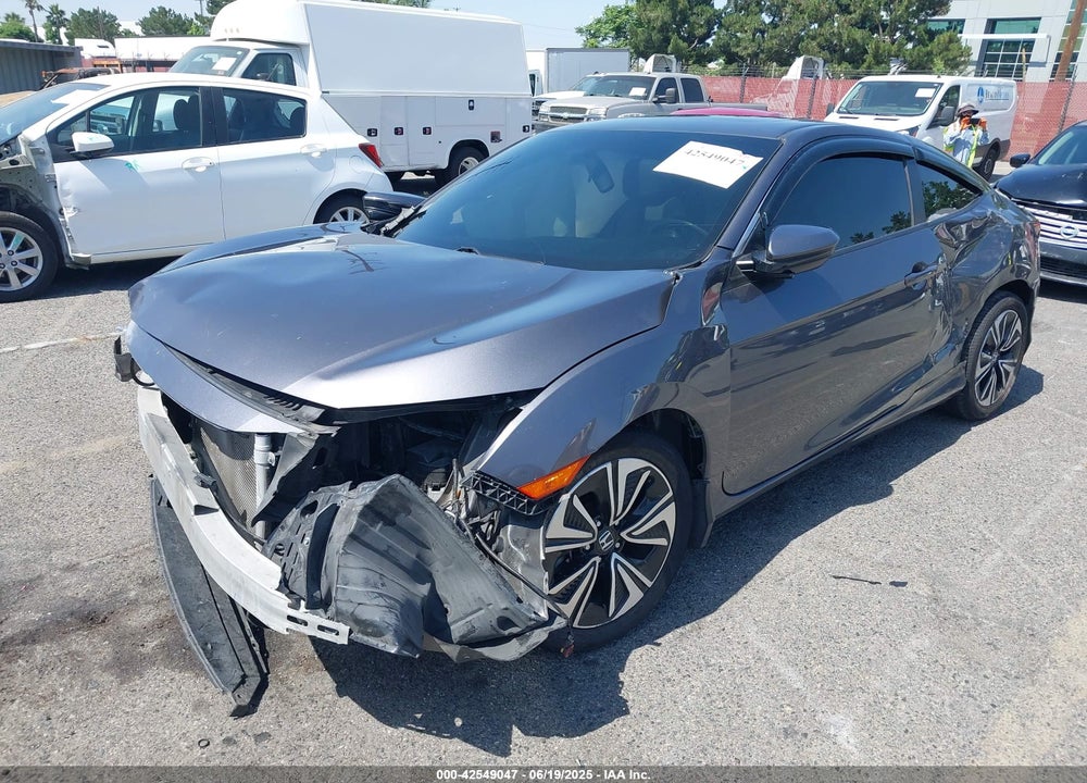 2018 HONDA CIVIC VIN: 2HGFC3B38JH355796