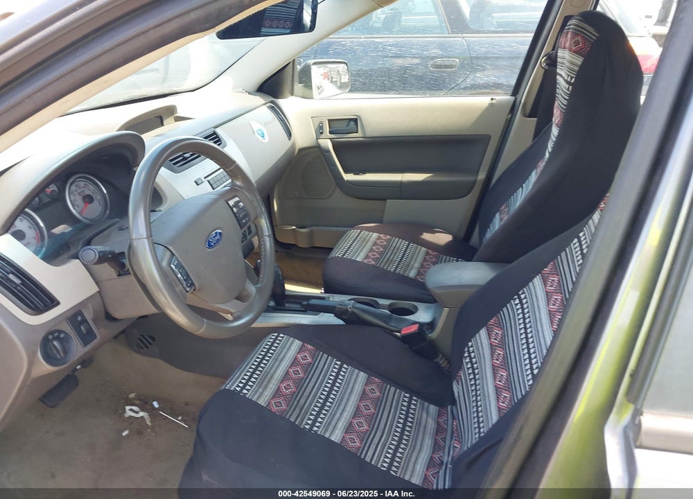2011 FORD FOCUS VIN: 1FAHP3FN1BW173857
