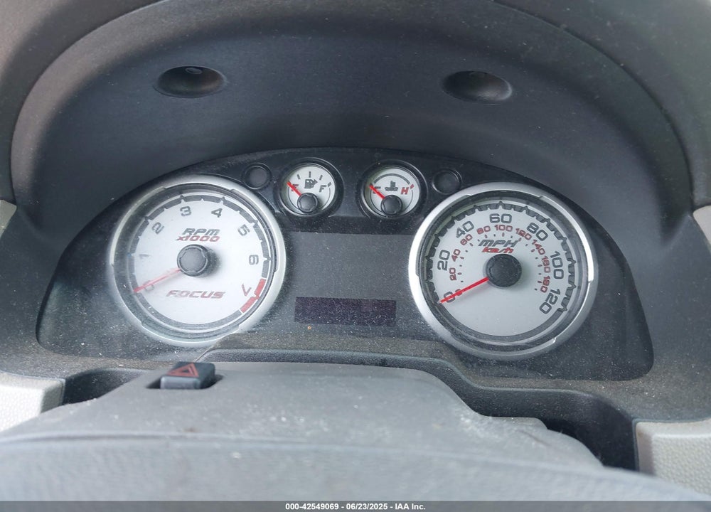 2011 FORD FOCUS VIN: 1FAHP3FN1BW173857