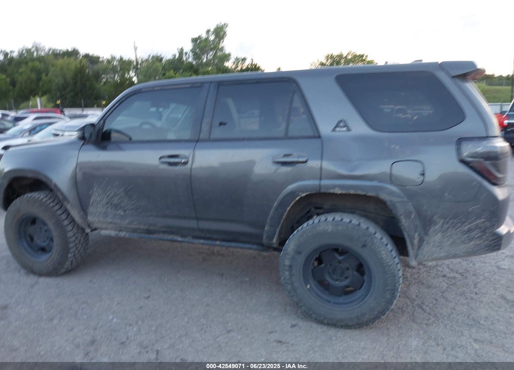 2017 TOYOTA 4RUNNER VIN: JTEBU5JR2H5419498