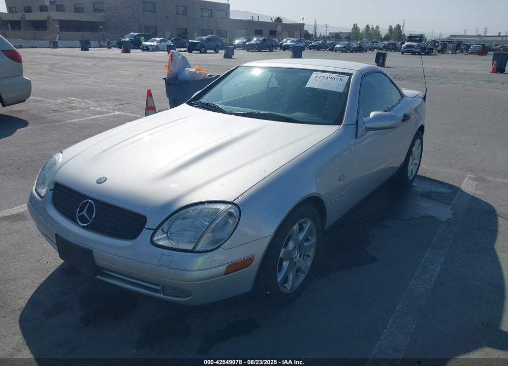 2000 MERCEDES-BENZ SLK 230 KOMPRESSOR VIN: WDBKK47F5YF160242