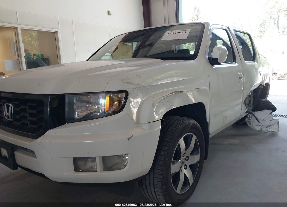 2014 HONDA RIDGELINE VIN: 5FPYK1F83EB501528