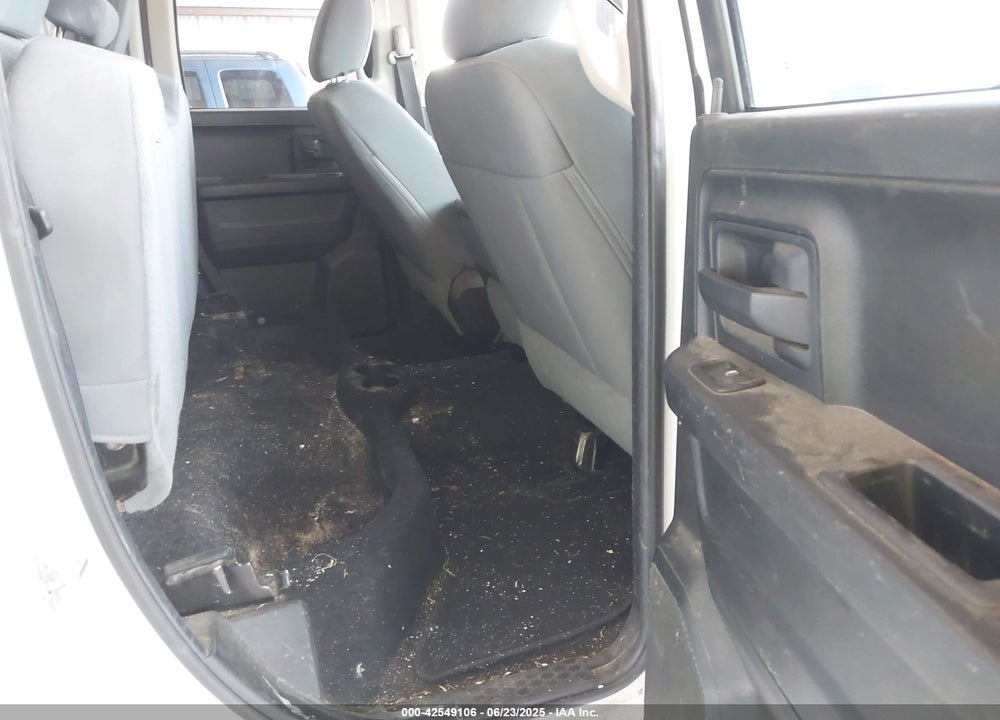 2014 RAM 1500 VIN: 1C6RR7FG9ES242623