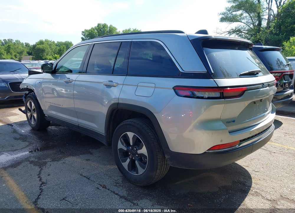 2024 JEEP GRAND CHEROKEE 4XE VIN: 1C4RJYB67R8516567