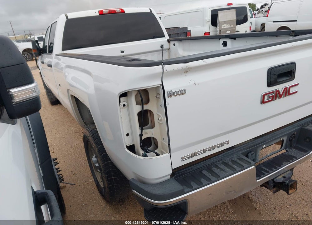 2019 GMC SIERRA 2500HD VIN: 1GT12NEG8KF104074