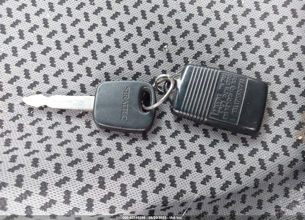 1998 FORD MUSTANG VIN: 1FAFP4041WF273380