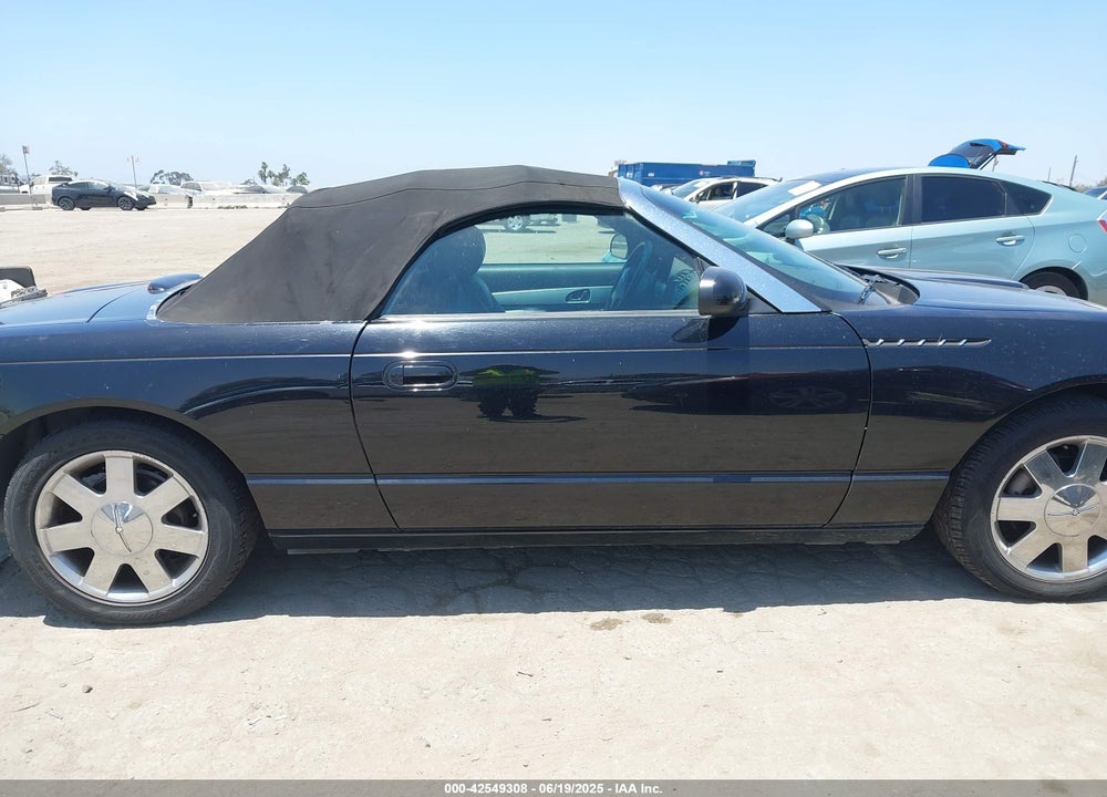 2002 FORD THUNDERBIRD VIN: 1FAHP60A52Y128920