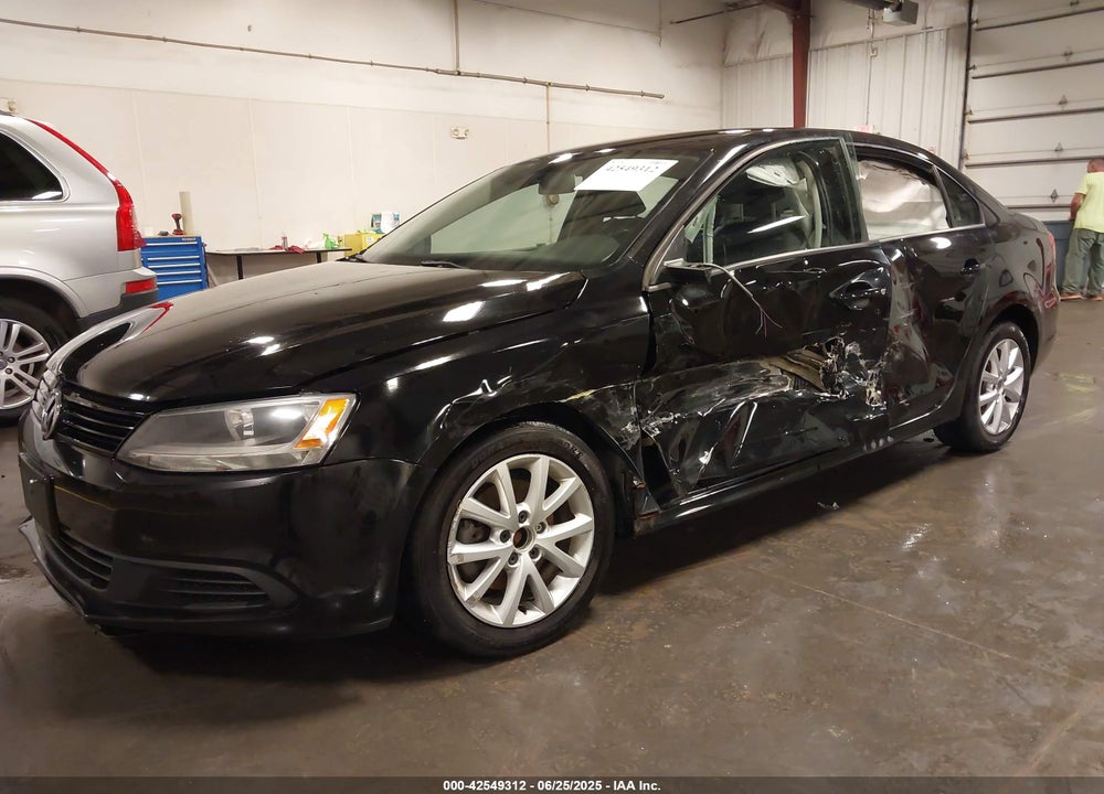 2011 VOLKSWAGEN JETTA VIN: 3VWDZ7AJ0BM362401