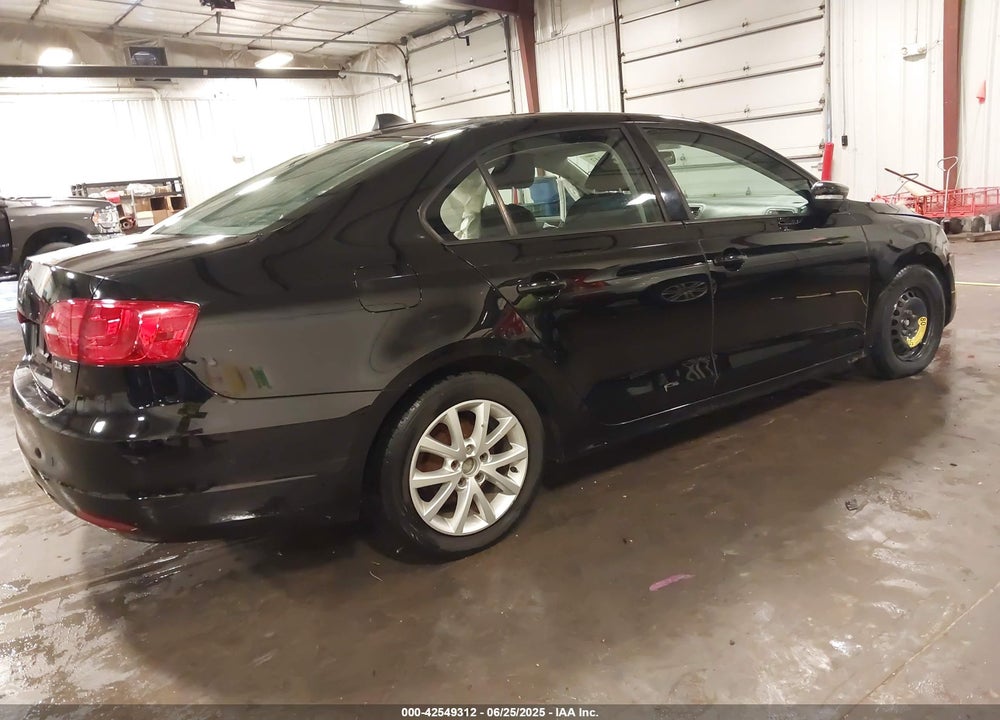 2011 VOLKSWAGEN JETTA VIN: 3VWDZ7AJ0BM362401