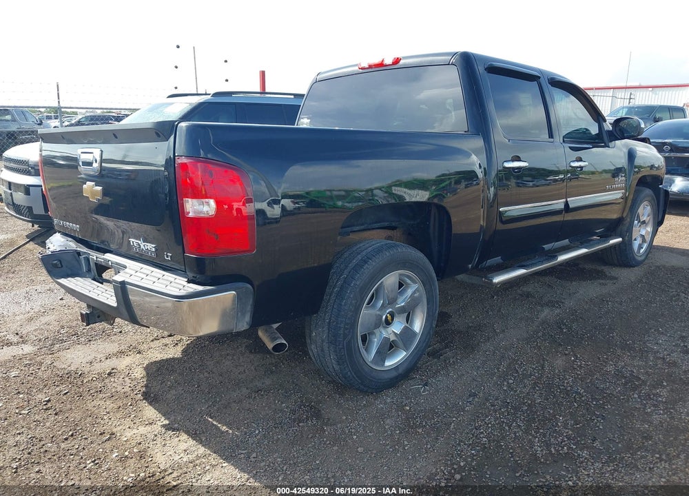 2011 CHEVROLET SILVERADO 1500 LT VIN: 3GCPCSE00BG382605