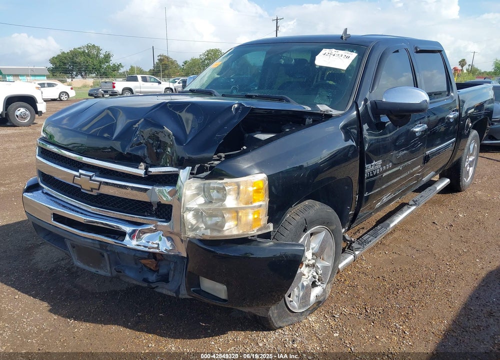 2011 CHEVROLET SILVERADO 1500 LT VIN: 3GCPCSE00BG382605