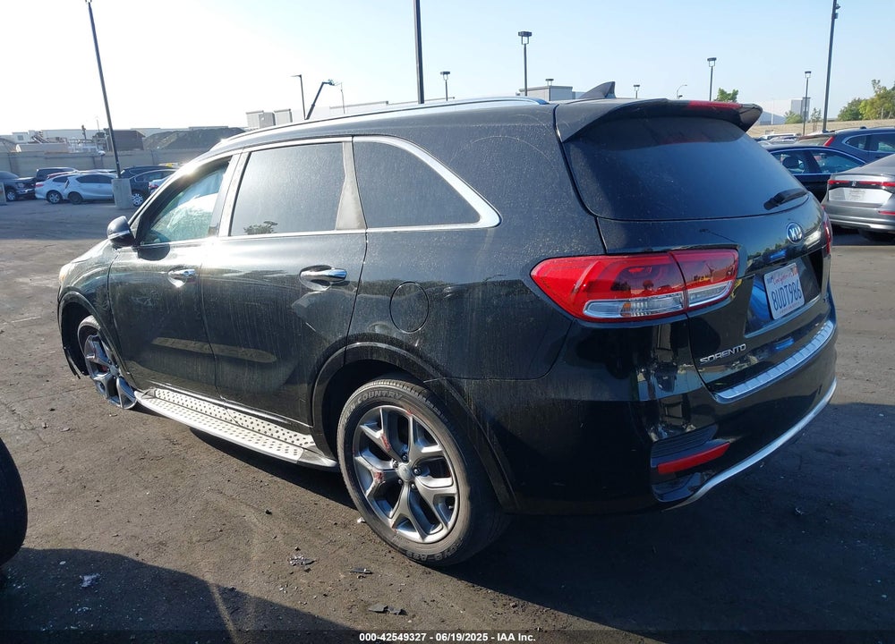 2016 KIA SORENTO 3.3L SX VIN: 5XYPK4A50GG115809