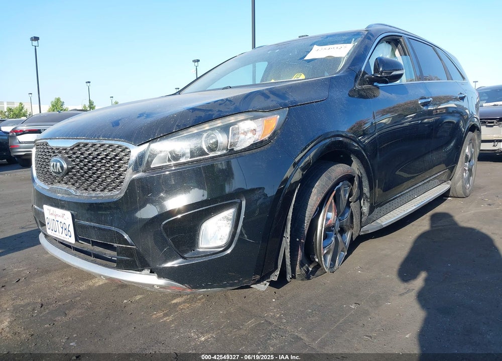 2016 KIA SORENTO 3.3L SX VIN: 5XYPK4A50GG115809