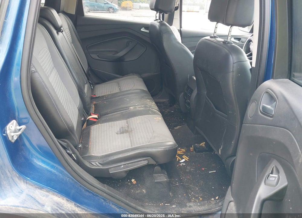 2017 FORD ESCAPE VIN: 1FMCU9J95HUC70103