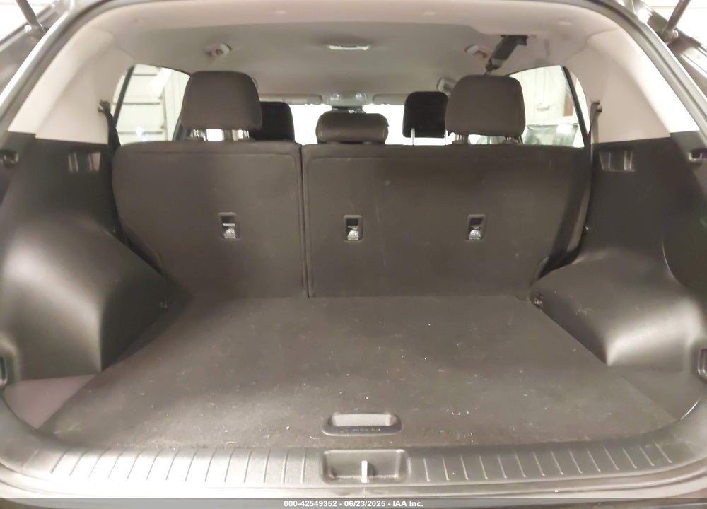 2022 KIA SPORTAGE VIN: KNDPMCAC1N7024318