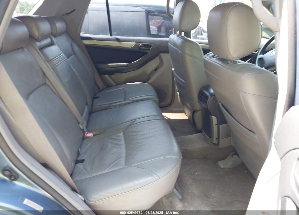 2005 TOYOTA 4RUNNER SR5 V6 VIN: JTEZU14R650045876