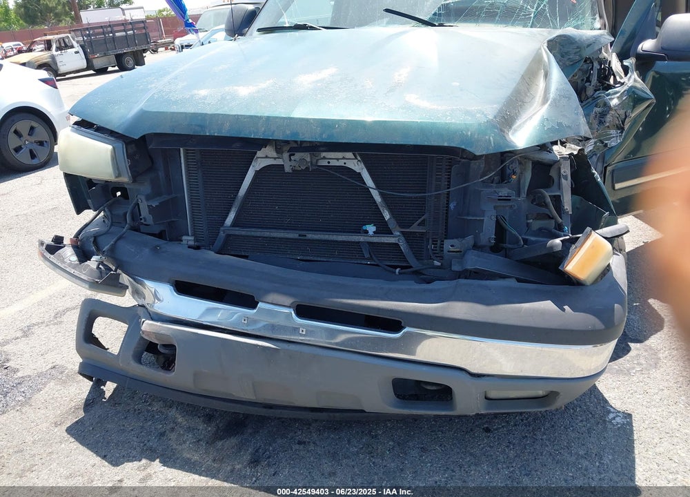 2005 CHEVROLET SILVERADO 1500 LS VIN: 2GCEC19V351150083
