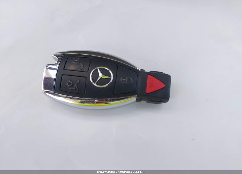 2003 MERCEDES-BENZ E 320 VIN: WDBUF65J53A083930