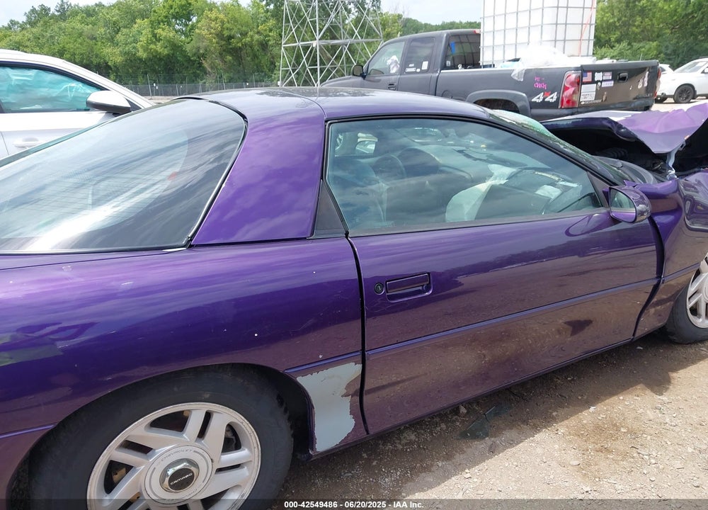 1998 CHEVROLET CAMARO VIN: 2G1FP22KXW2104950