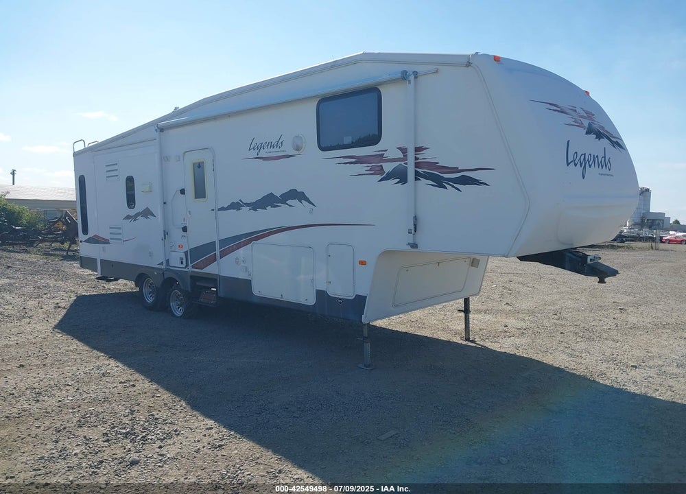 2007 PILGRIM INTERNATIONA LEGENDS MP SERIES M- VIN: 5L4FG292471032274