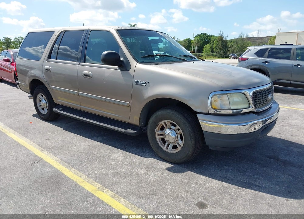 2002 FORD EXPEDITION XLT VIN: 1FMRU15WX2LA22230