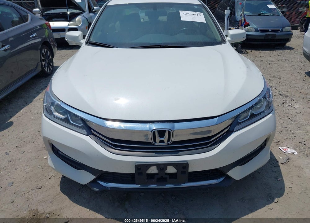 2016 HONDA ACCORD VIN: 1HGCR2F82GA076076