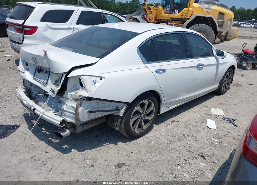 2016 HONDA ACCORD VIN: 1HGCR2F82GA076076