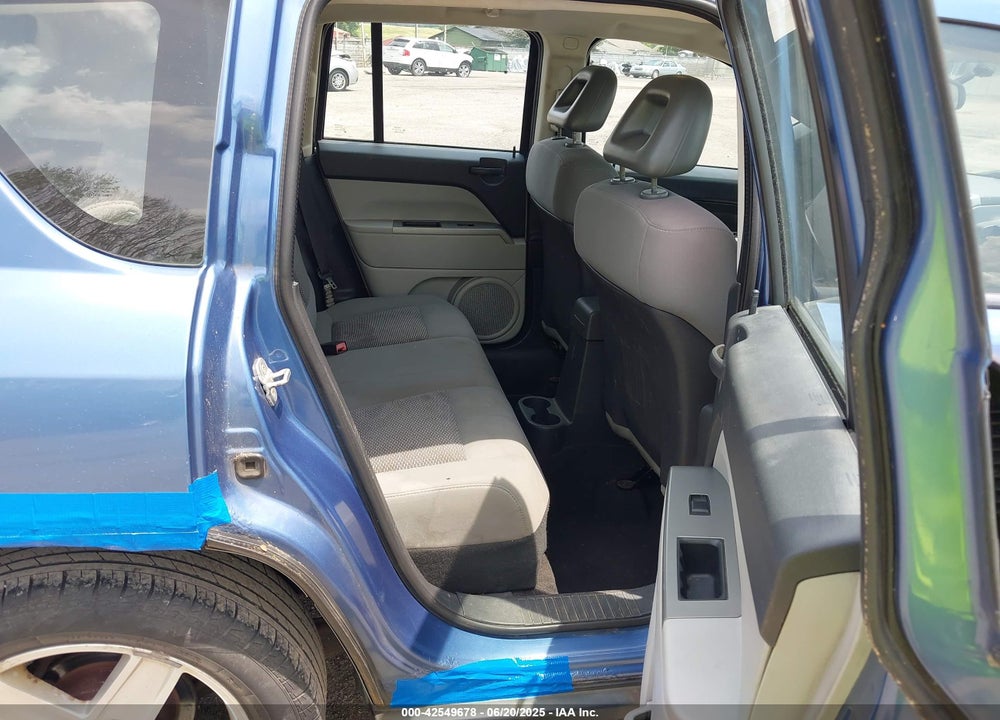 2007 JEEP COMPASS VIN: 1J8FT47WX7D181011