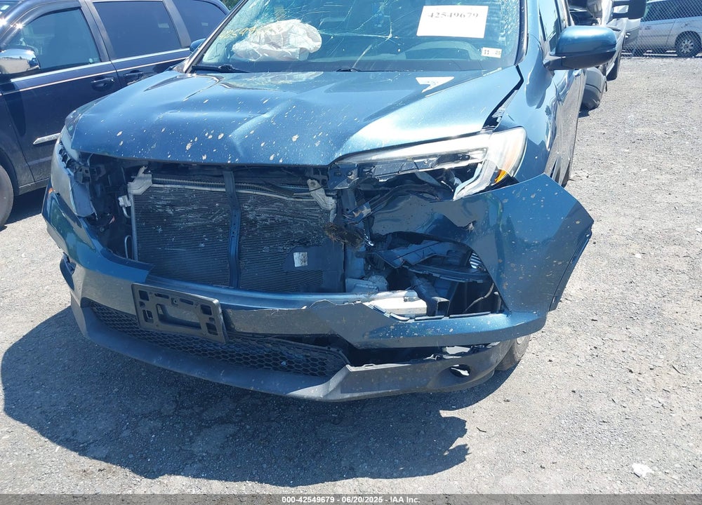 2017 HONDA PILOT VIN: 5FNYF6H32HB090185